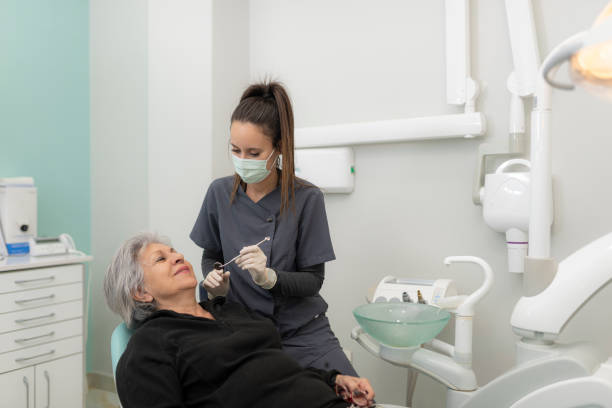 Best Emergency Gum Treatment in St Paul, VA