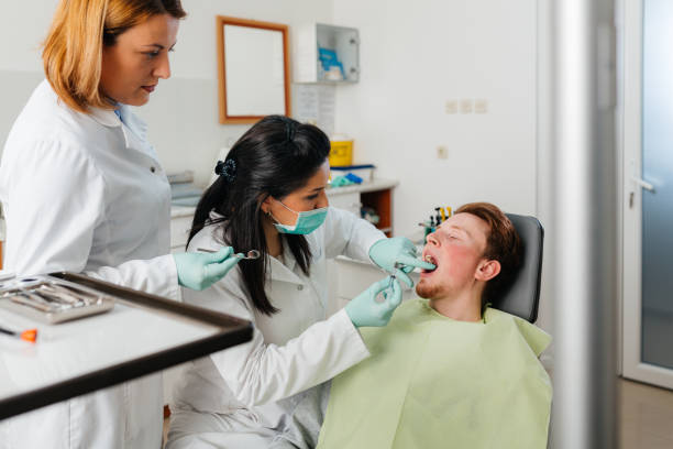 Best Emergency Dental Care for Broken or Chipped Teeth in St Paul, VA